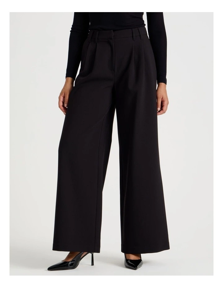 Pleated Wide Leg Pant in Black image 2