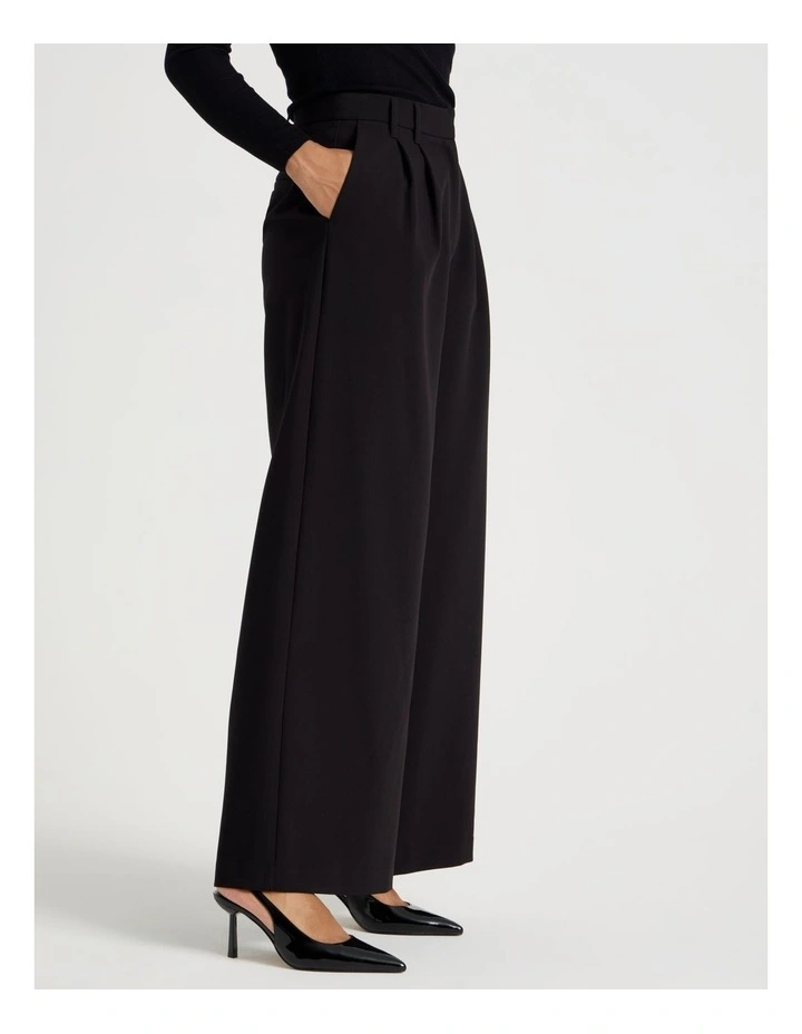 Pleated Wide Leg Pant in Black image 4
