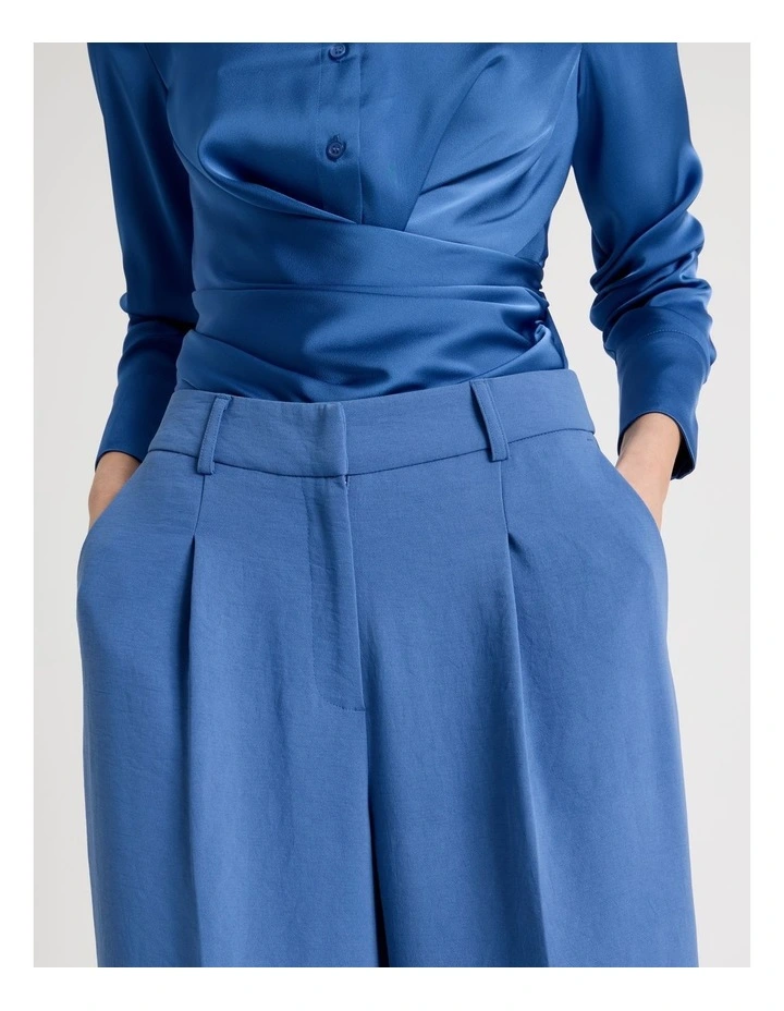 Pleat Front Wide Leg Pant in Blue image 4