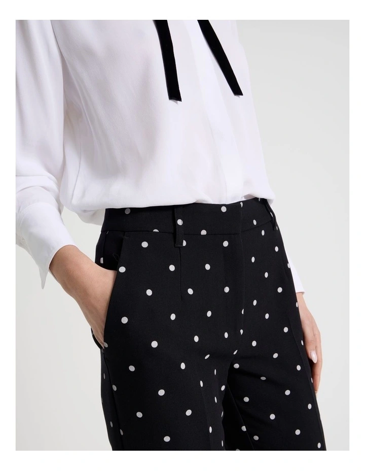 Spot Tapered Leg Pant in Black image 5