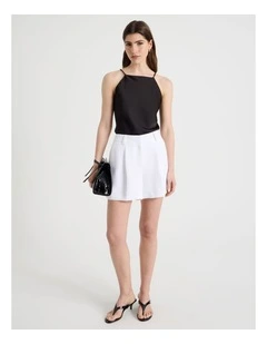 Tailored Short in White