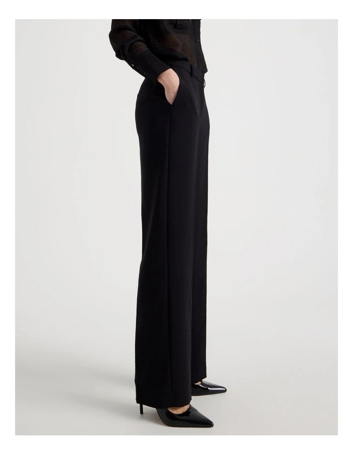 Straight Leg Pant in Black image 4