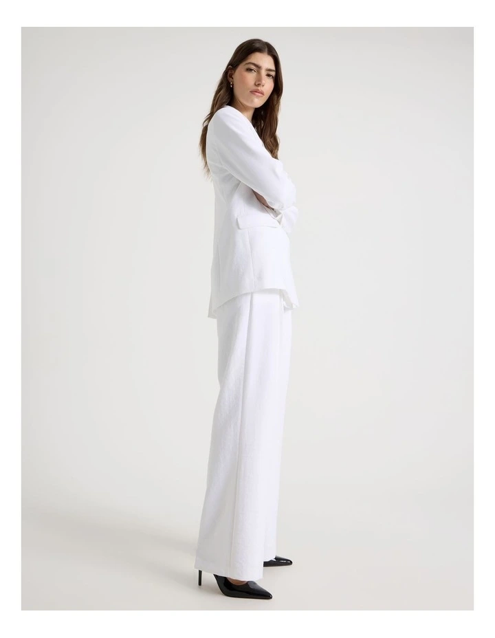 Pleat Front Wide Leg Pant in White image 5