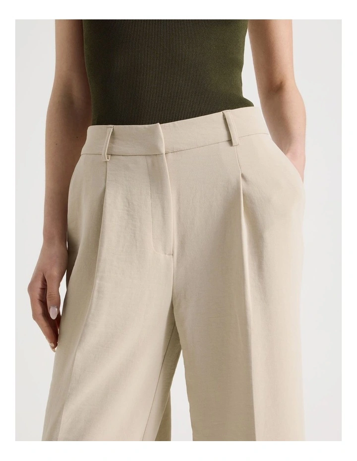 Pleat Front Wide Leg Pant in Stone image 3