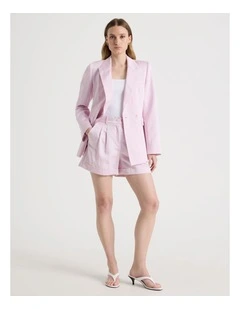 Pleated Shorts in Light Pink