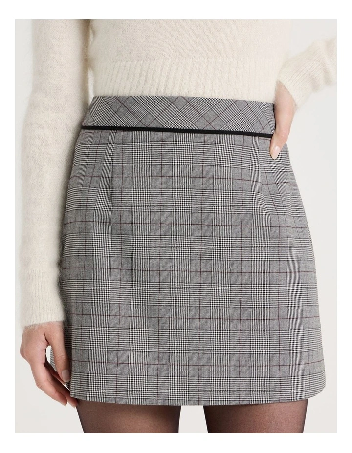 Check Mini Skirt in Black/White image 4