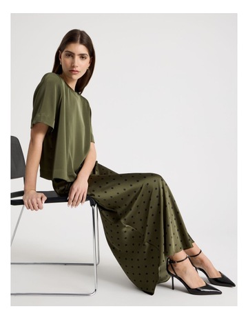 OLIVE SPOT colour