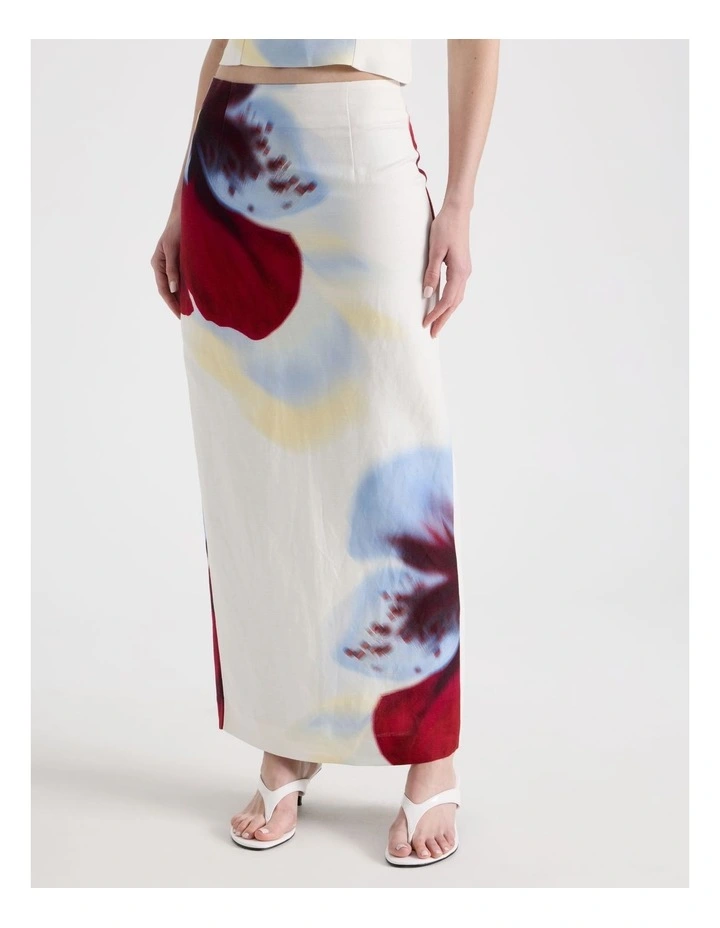Linen Blend Orchid Column Midi Skirt in White image 4