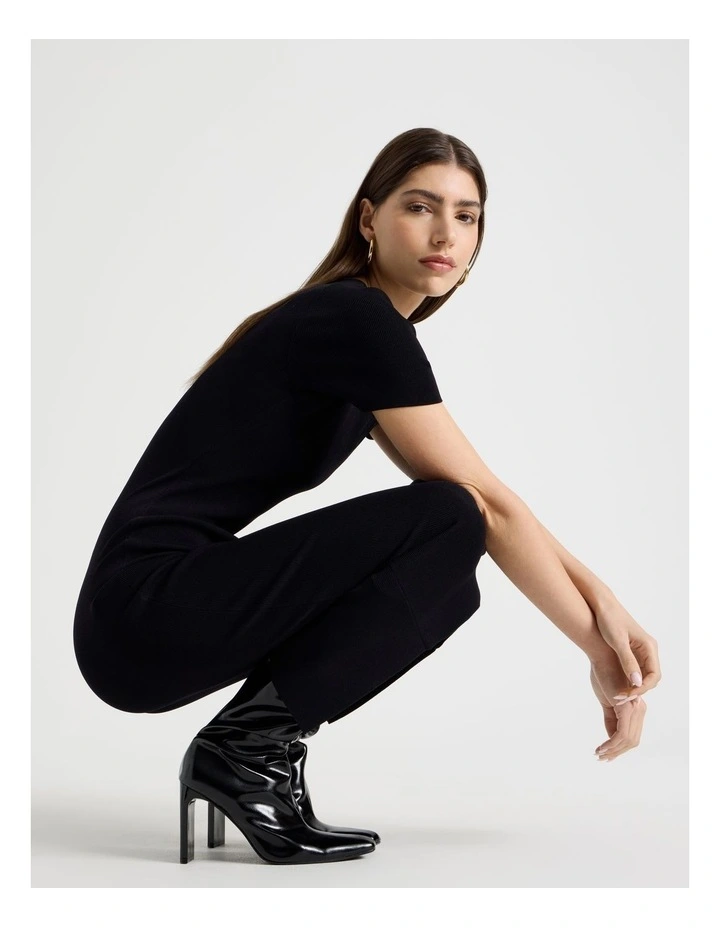 Wire Insert Short Sleeve Knit Dress in Black image 3
