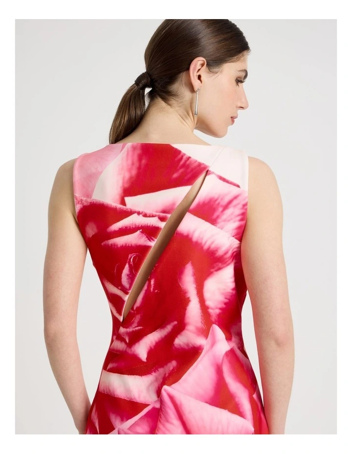 Maxi Dress With Cutout Back in Rose image 4