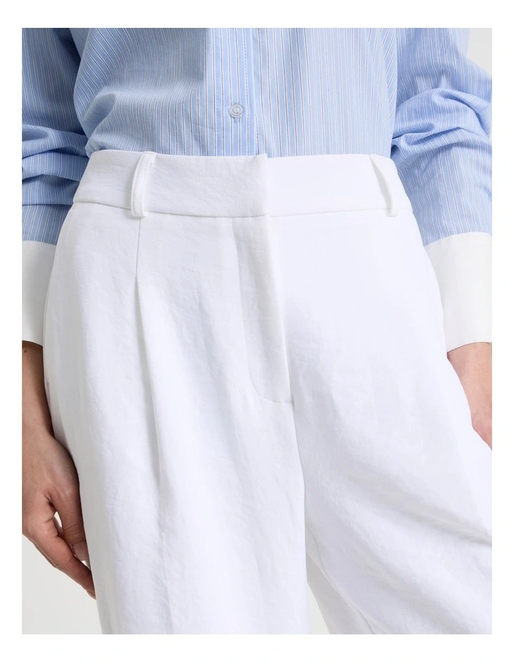 Petite Pleat Front Wide Leg Pant in White image 4