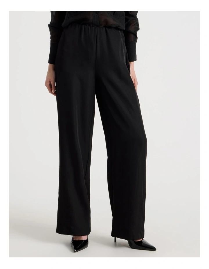 Petite Pull On Pant in Black image 2