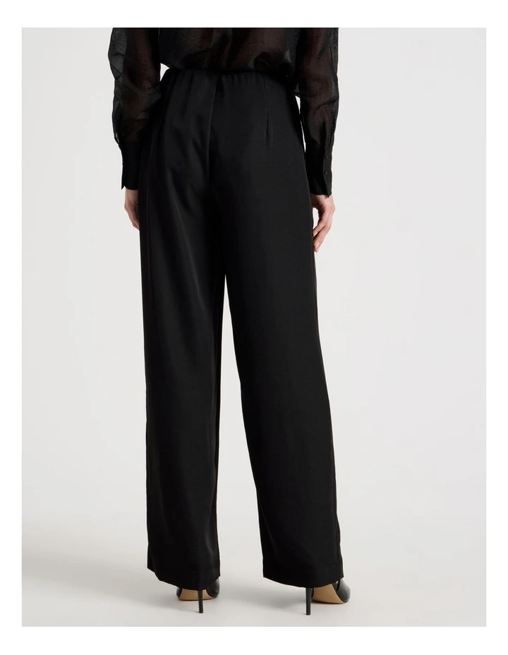 Petite Pull On Pant in Black image 5