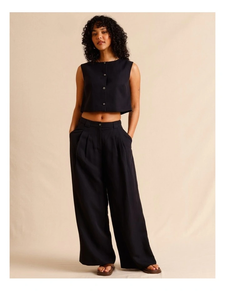 Lyocell Linen Blend Button Front Vest in Black image 2
