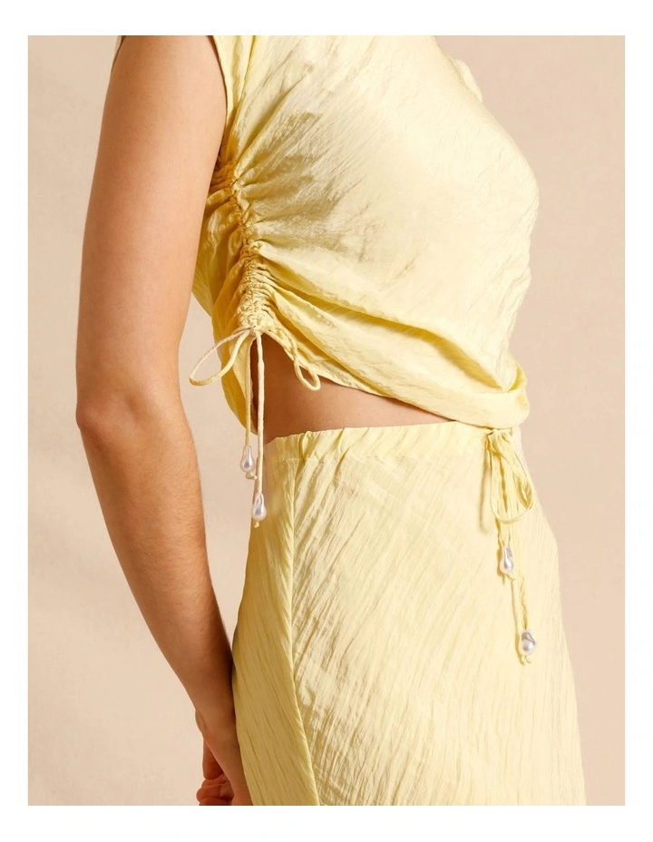Recycled Polyester Blend Crinkle Side Woven Top in Lemon image 3