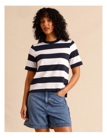 Navy colour