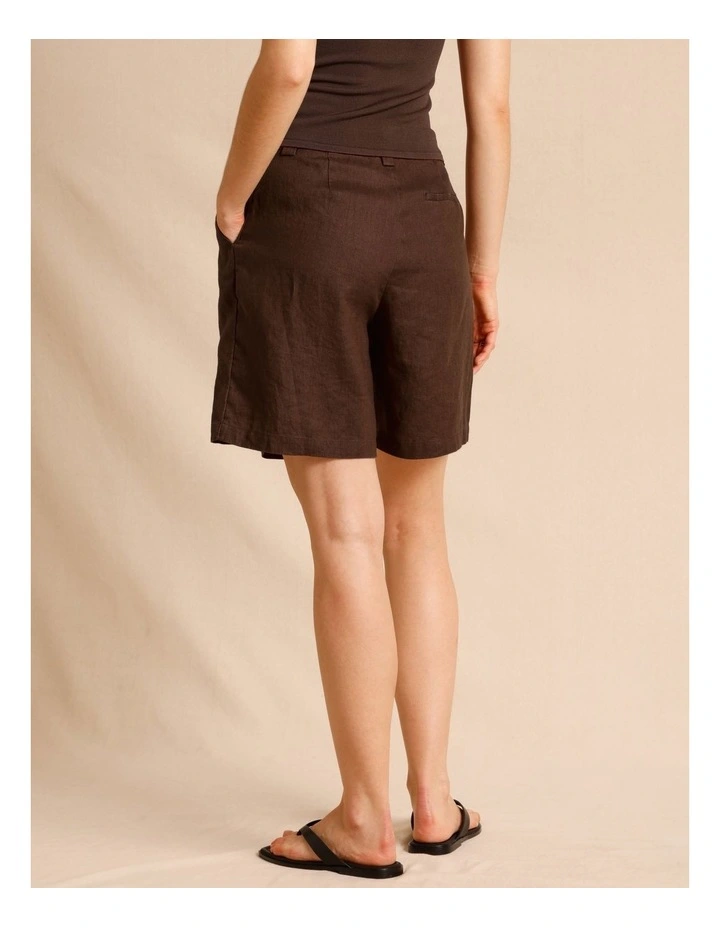 European Linen Elastic Back Bermuda Shorts in Chocolate image 4