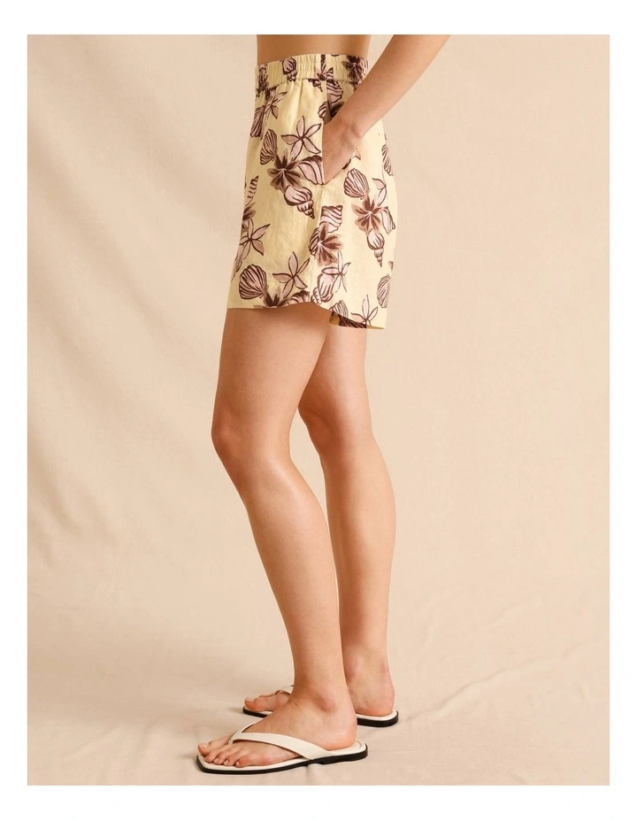 European Linen Pull on Shorts in Assorted image 3