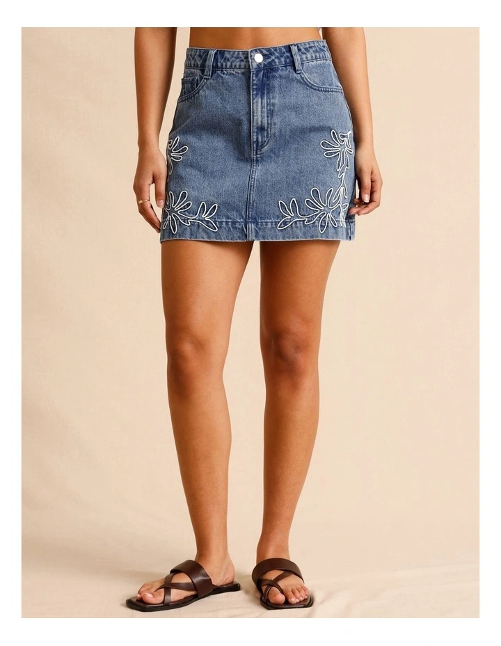 Reycled Cotton Blend Corded Denim Skirt in Mid Blues image 4