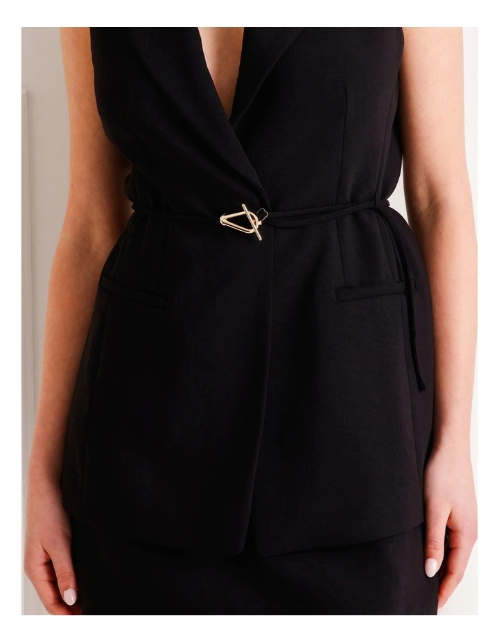 Sleeveless Blazer in Black image 4