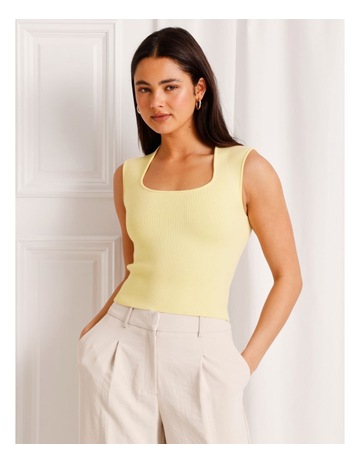 Lt Yellow colour