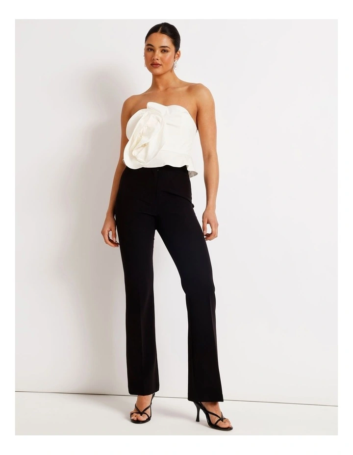 Structured Ruffle Top in Ivory image 2