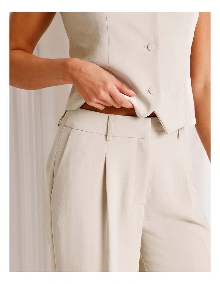 Pleat Front Wide Leg Pant in Stone image 3