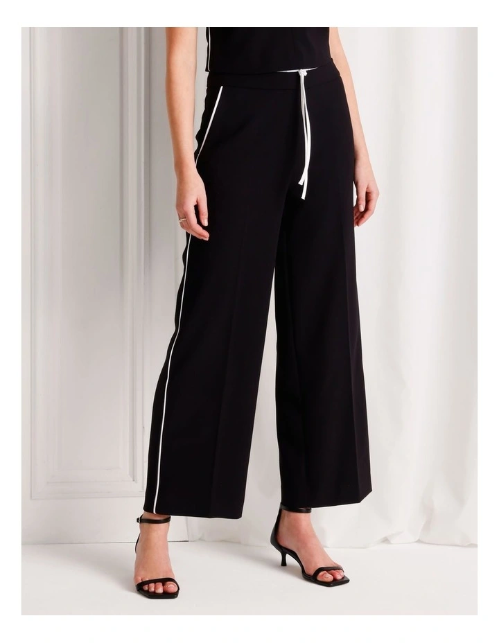 Elastic Waist Wide Leg Pant in Black image 3