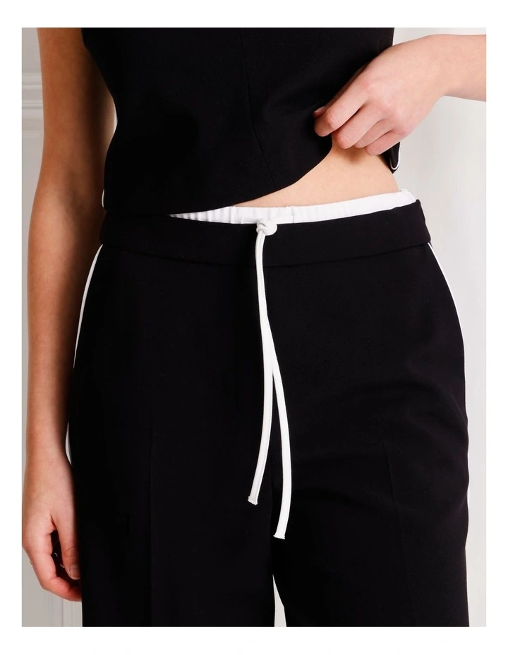 Elastic Waist Wide Leg Pant in Black image 5