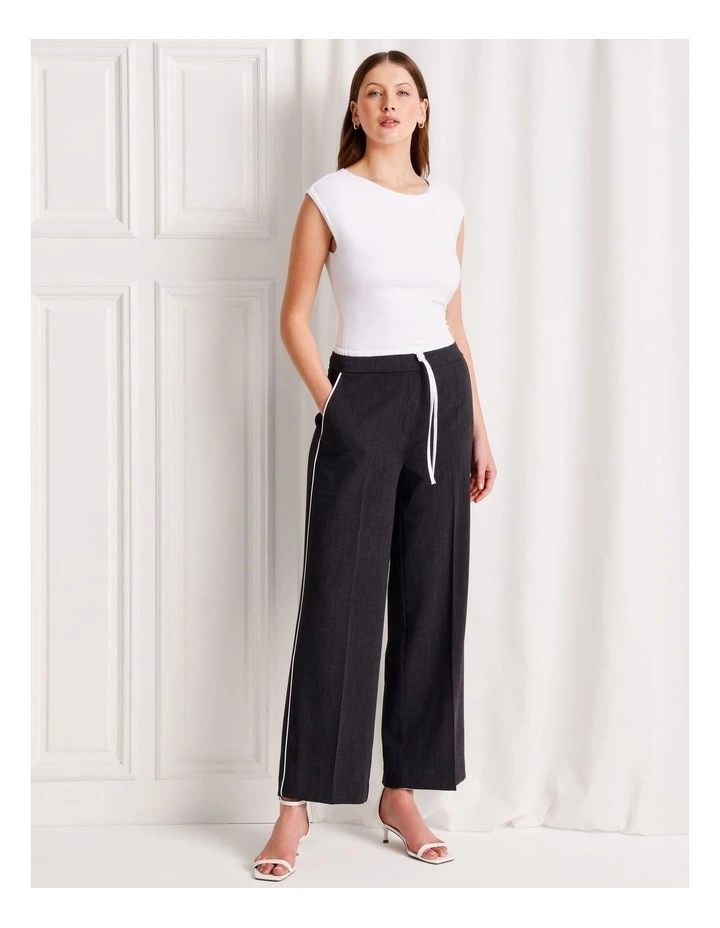 Elastic Waist Wide Leg Pant in Charcoal image 3