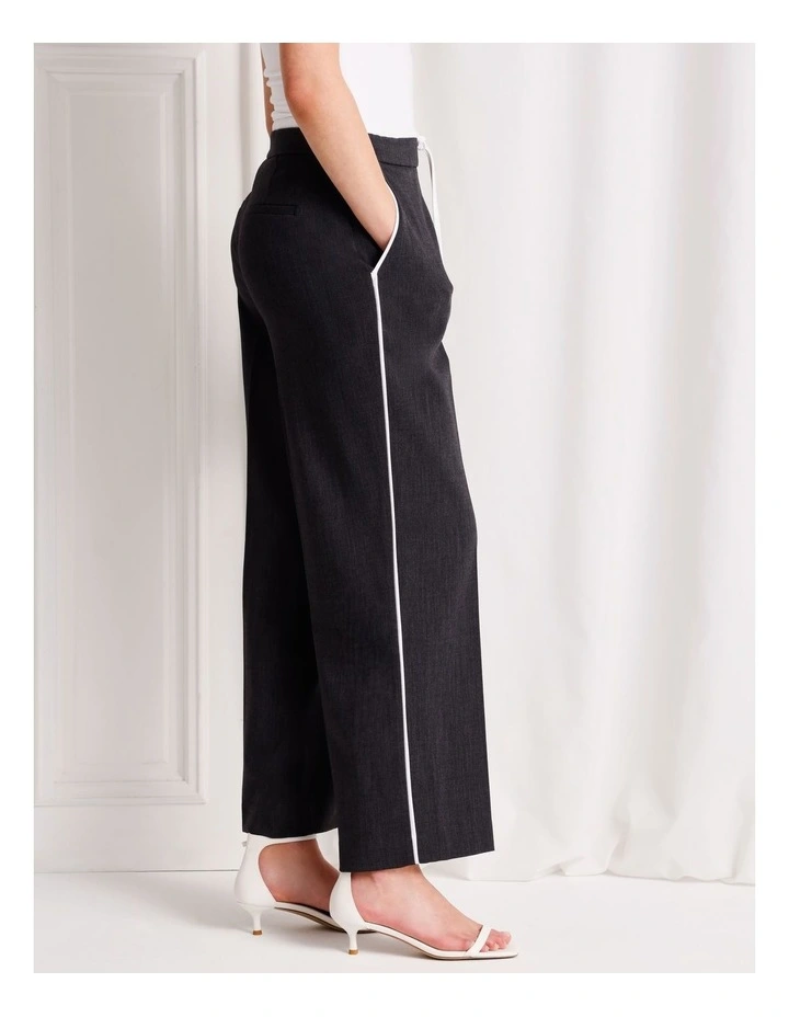 Elastic Waist Wide Leg Pant in Charcoal image 5