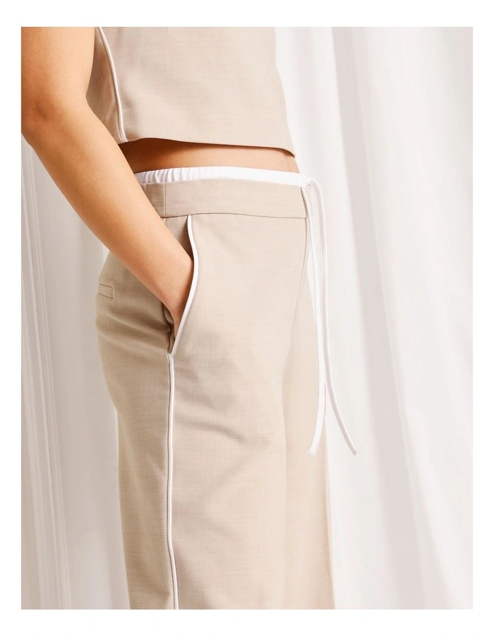 Elastic Waist Wide Leg Pant in Taupe image 4