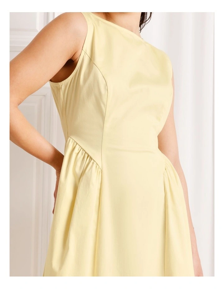 Boat Neck Volume Midi Dress in Light Yellow image 3