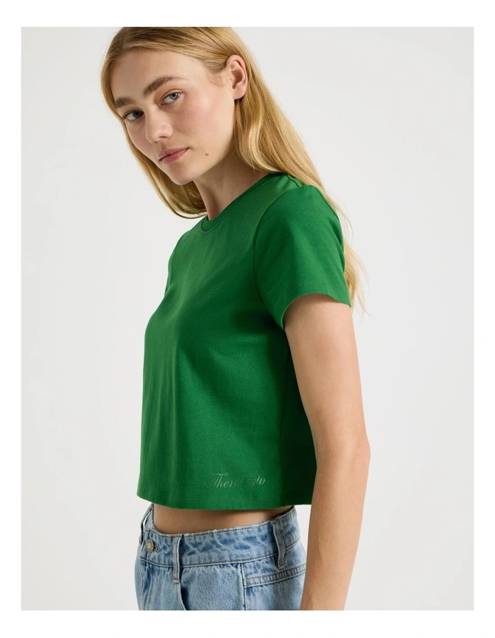 Short Sleeve Crop Tee in Green image 2