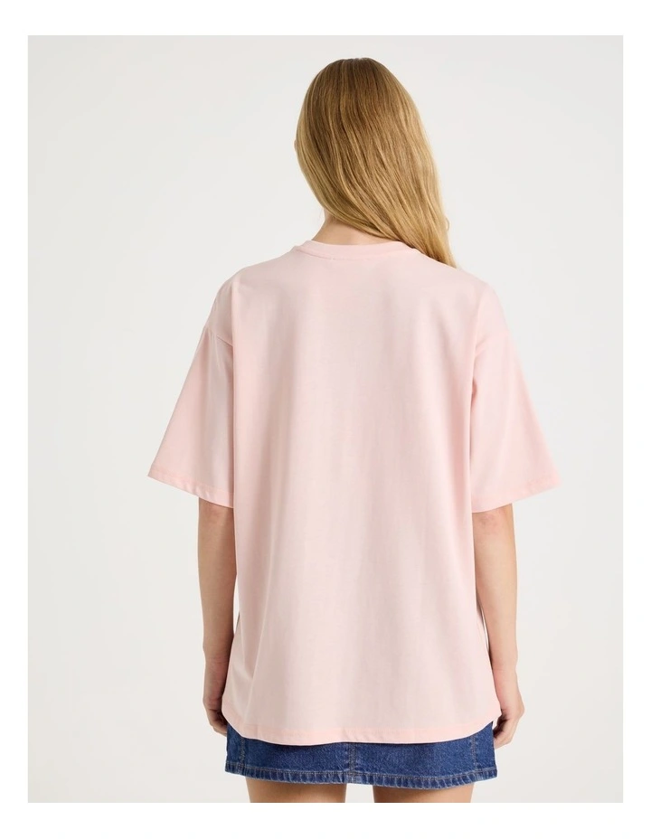 Oversized Tee in Pink image 5