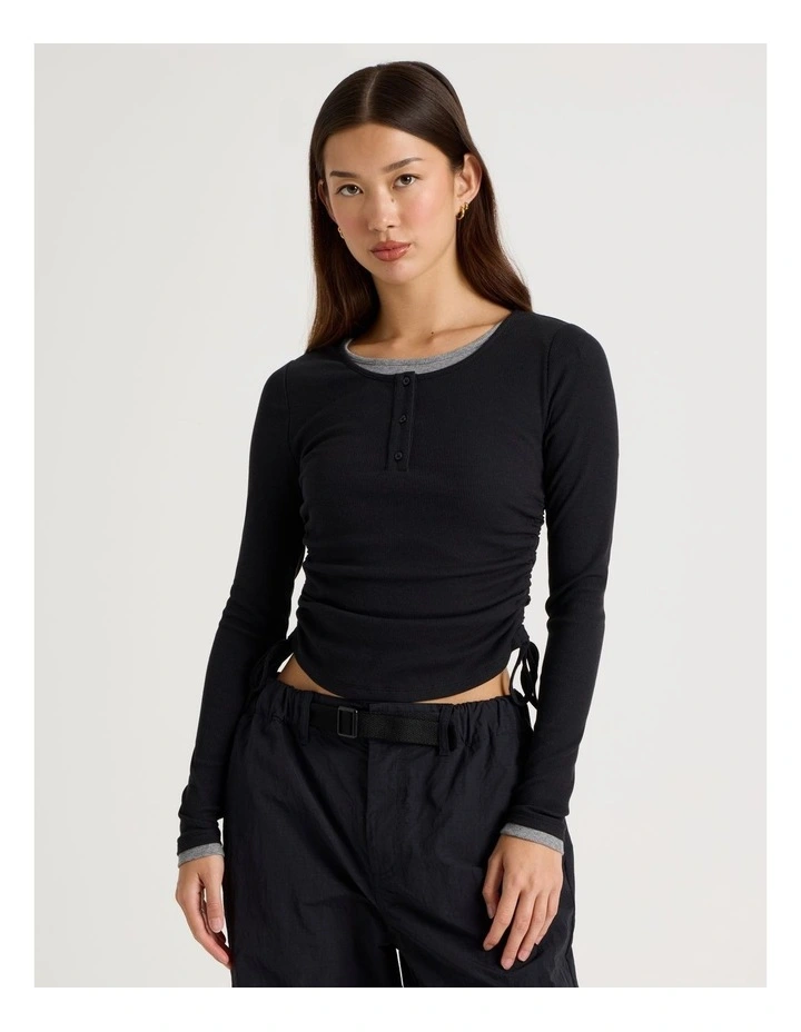 Double Layer Long Sleeve Ruched Side Tee in Jet Black image 3
