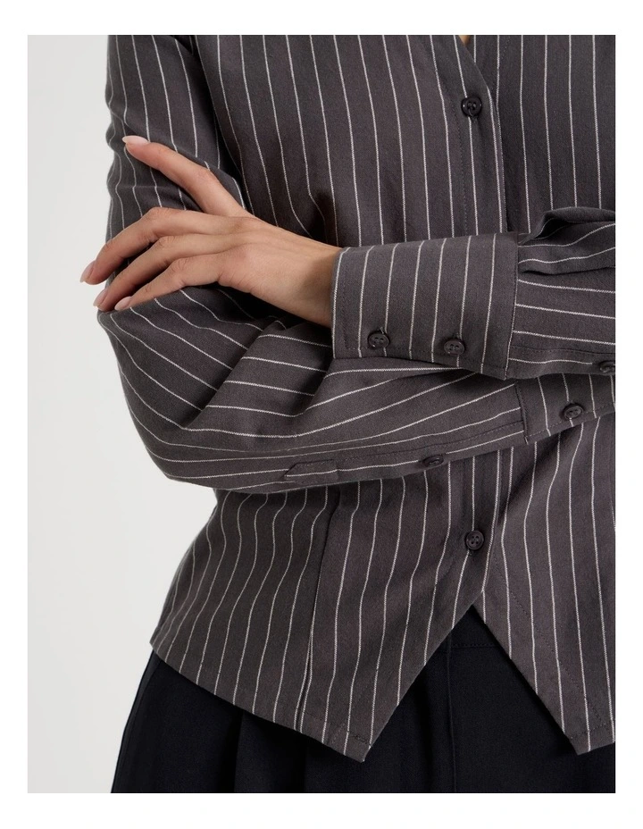 Fitted Long Sleeve Shirt in Charcoal and Snow White Pinstripe image 4