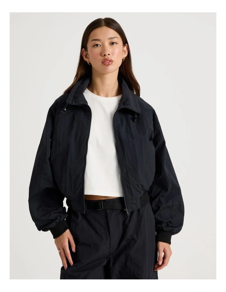 Hiker Funnel Neck Windbreaker Jacket in Black image 4