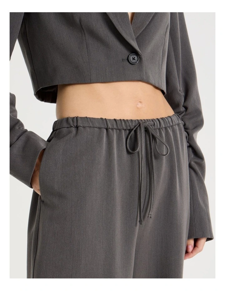 Soft Tie Waist Woven Wide Leg Pants in Charcoal image 4
