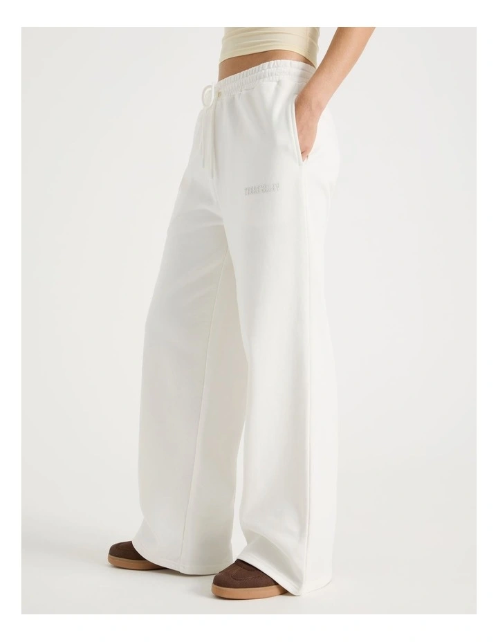 Wide Leg Jogger in White image 4