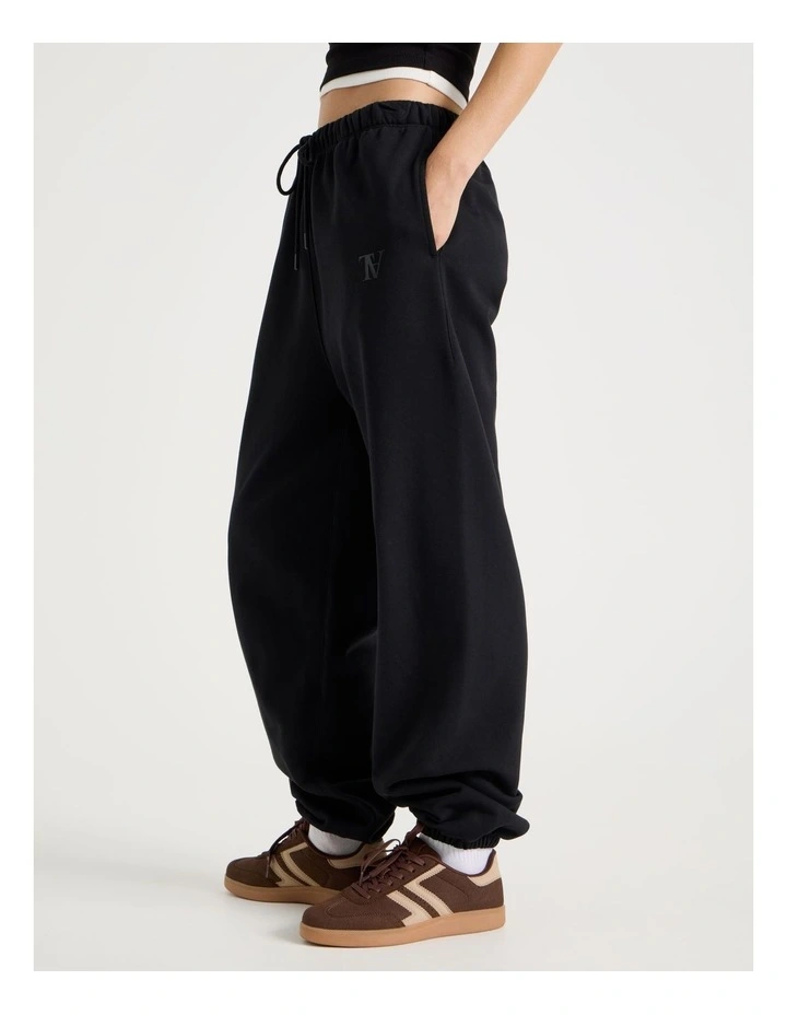 70'S Jogger in Black image 2