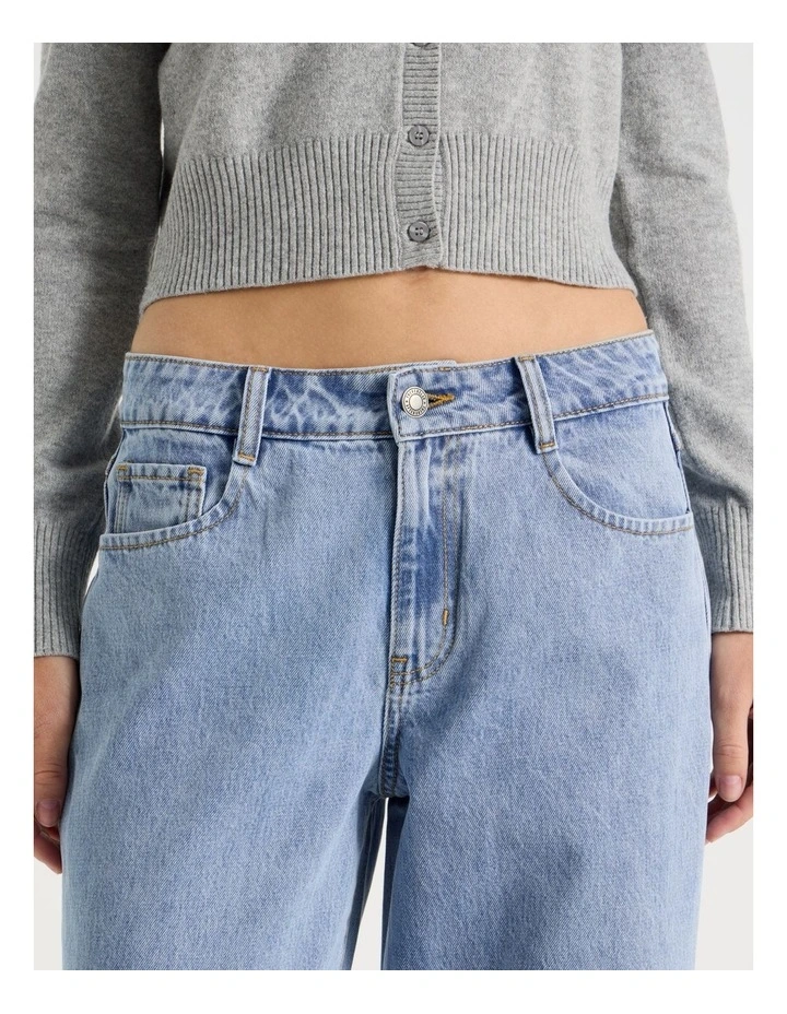 Low Rise Baggy Jeans in Light Blue image 4