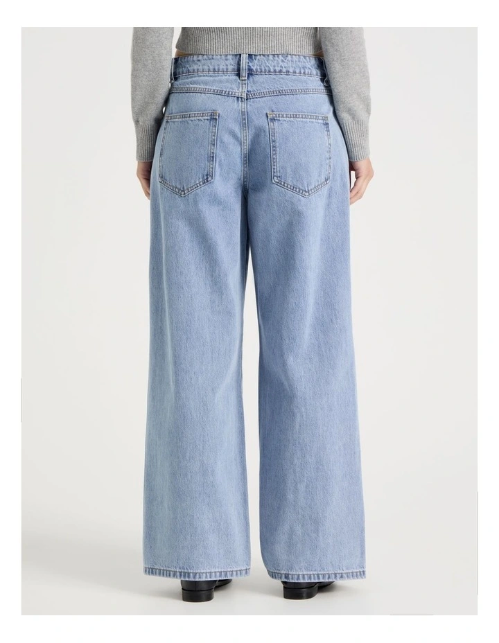 Low Rise Baggy Jeans in Light Blue image 5
