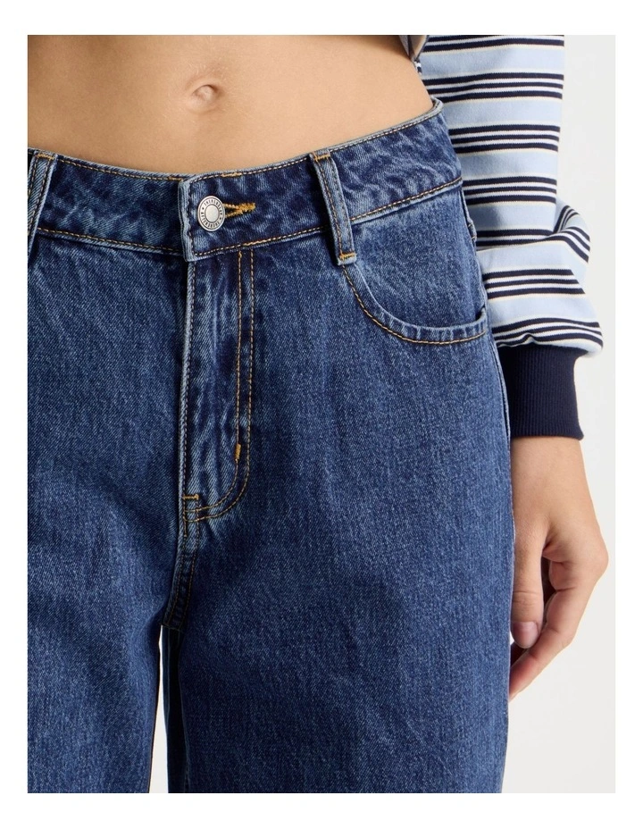 Low Rise Baggy Jeans in Mid Blue image 4