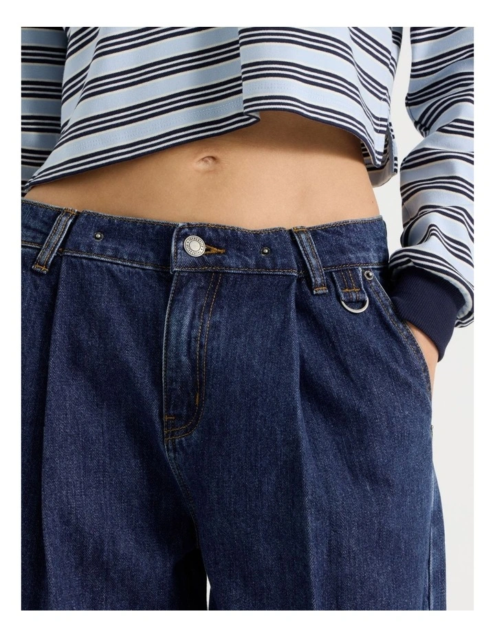 Mid Rise Wide Leg Pleated Jeans in Indigo image 3