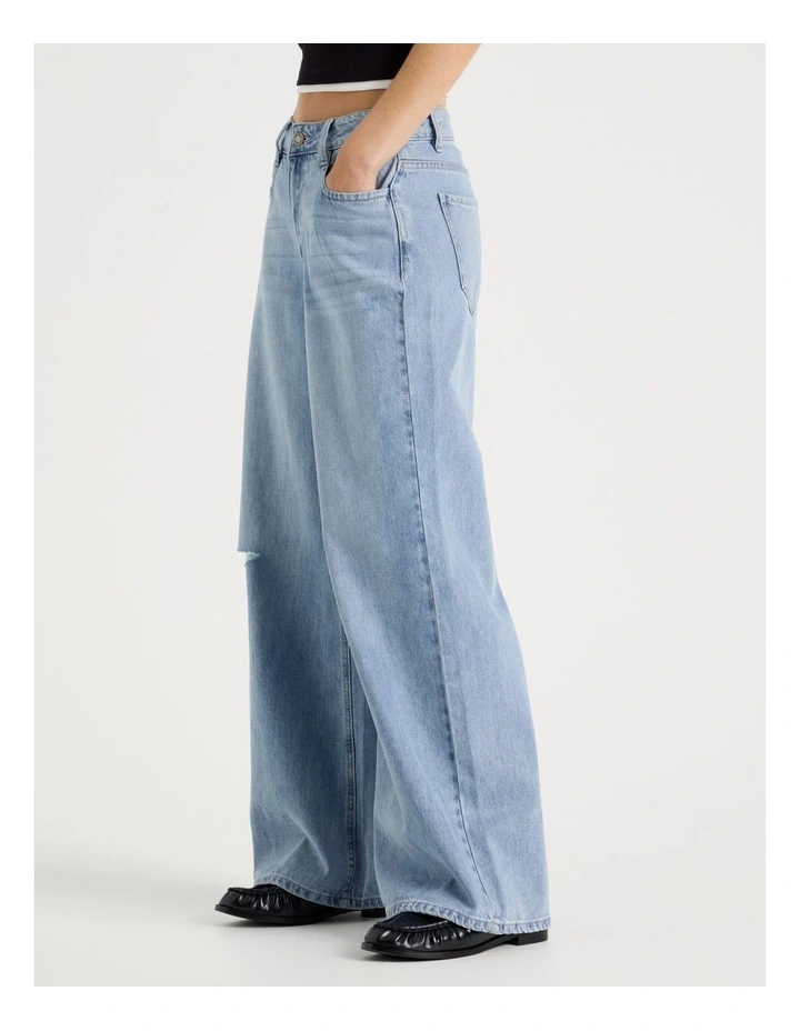 Mid Rise Distressed Wide Leg Jeans in Light Blue image 3
