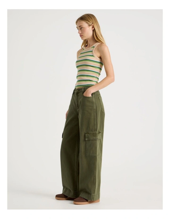 Cargo Pants in Khaki image 4