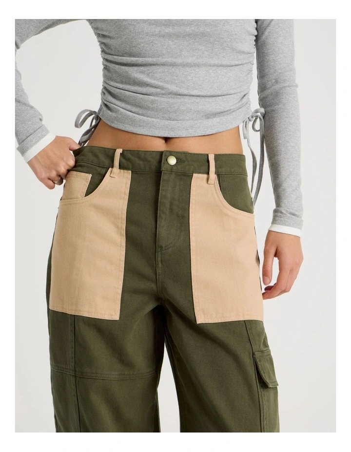 Patchwork Jeans in Khaki image 4