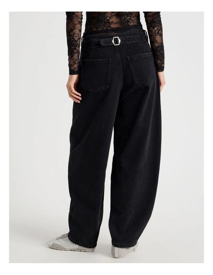 Baggy Barrel Leg Jean in Black Wash image 5