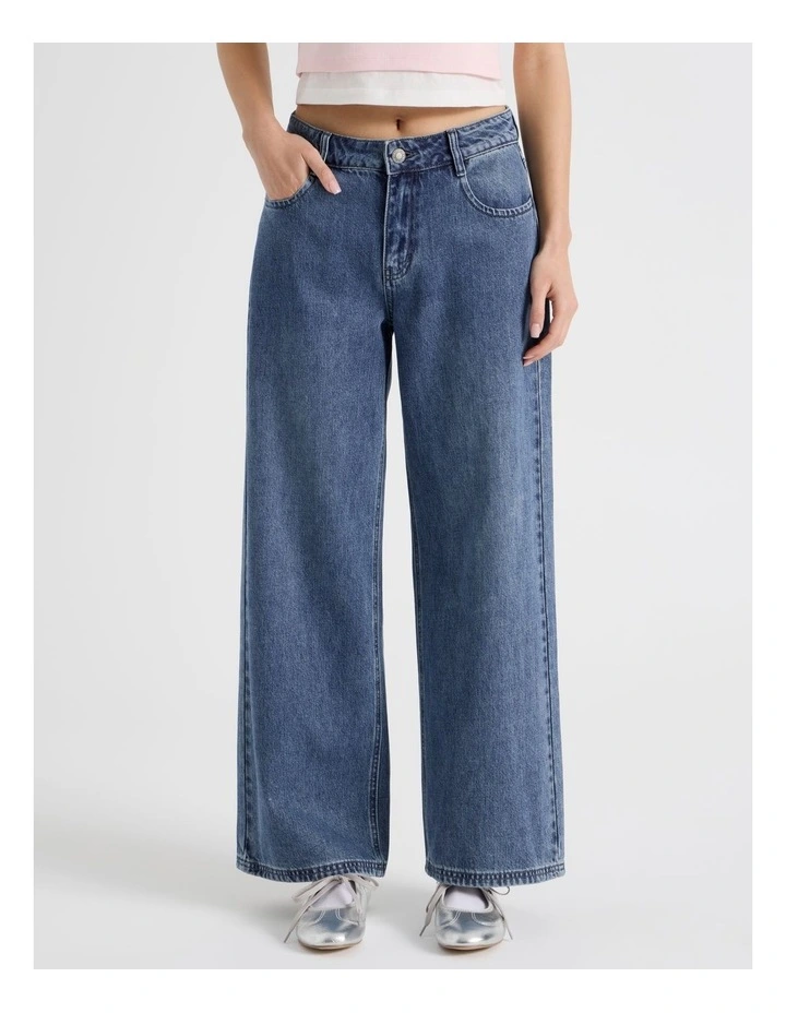 Low Rise Baggy Leg Jean in Mid Blue Wash image 2